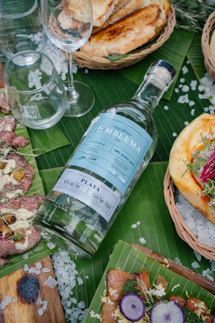 tequila emblema